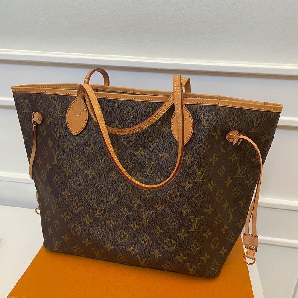 Louis Vuitton Neverfull mm